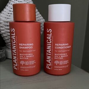 Planticals Repairing Shampoo & Conditioner Set